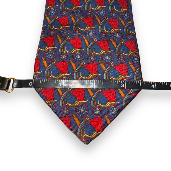 Brooks Brothers Red & Navy Horse Drawn Buggy 100% Silk Tie - Picture 4 of 5
